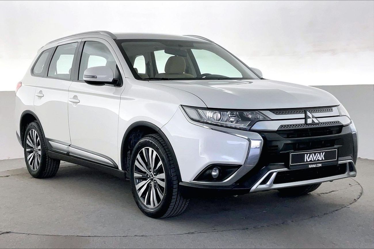 Mitsubishi Outlander GLX Midline | National Day Celebration | Guaranteed Warranty | 0 Down Payment