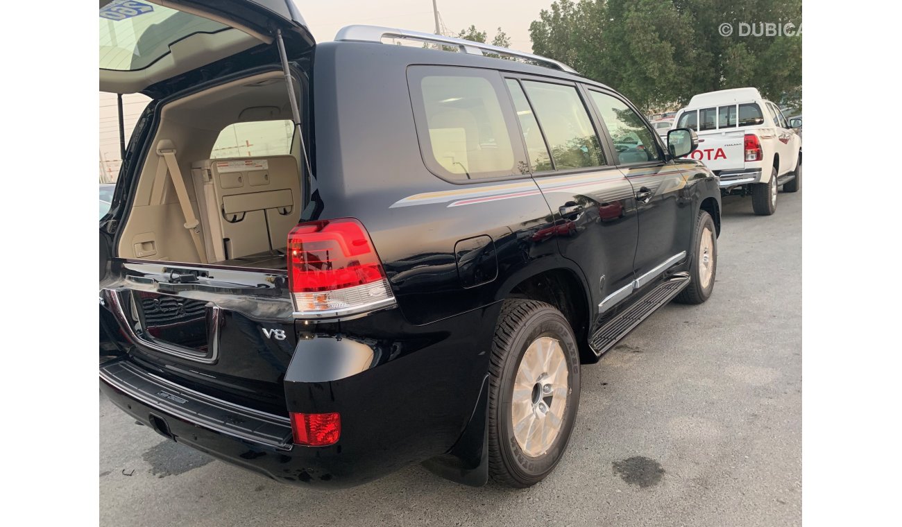 تويوتا لاند كروزر 4.5 Land Cruiser Diesel Sunroof Automatic