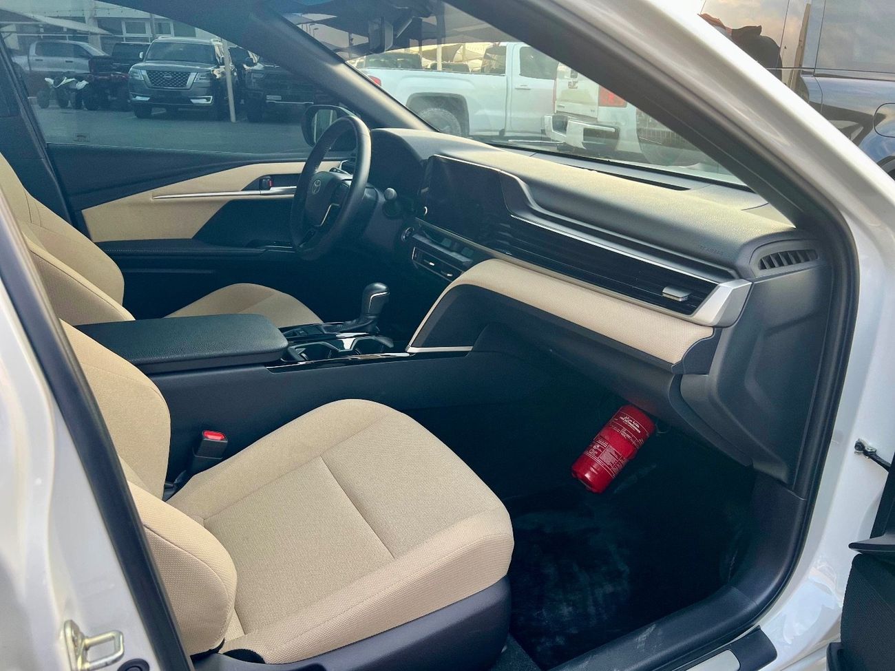 تويوتا كامري GLE 2.5L