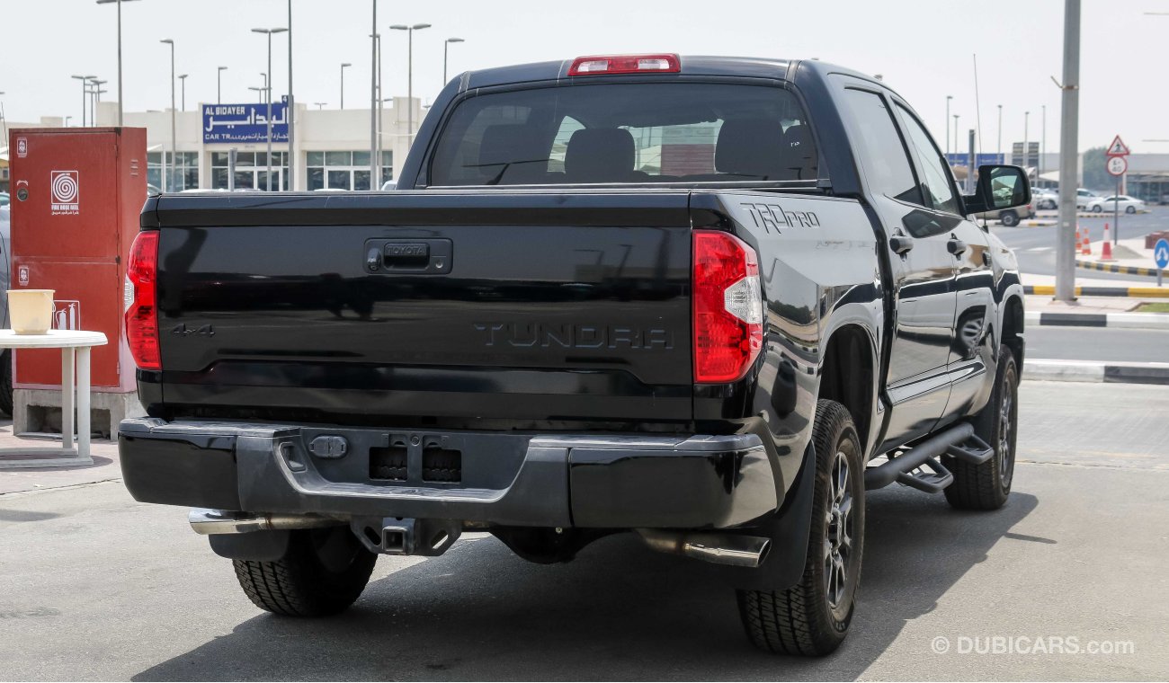 Toyota Tundra 4X4 TRD Pro 5.7L V8