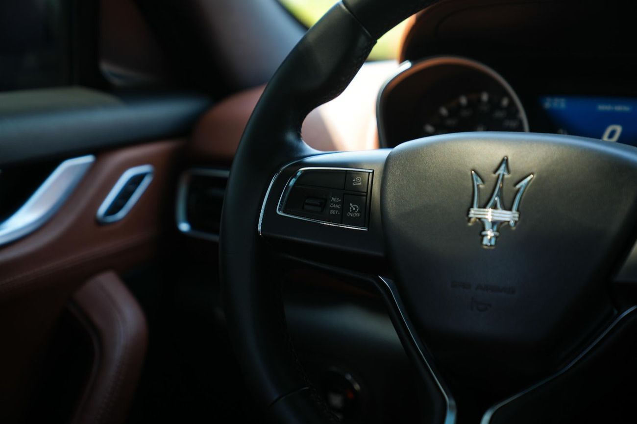 Maserati Levante STD Maserati Levante 2019