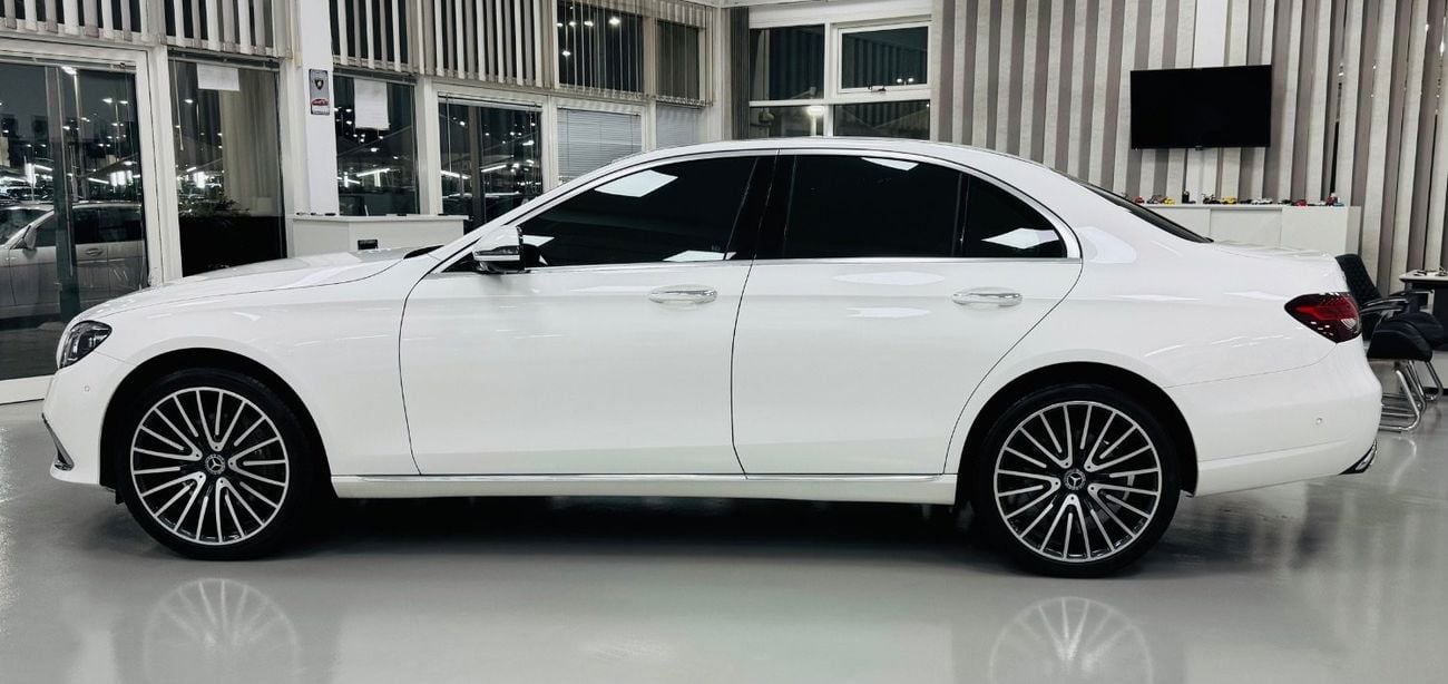مرسيدس بنز E300 بريميوم