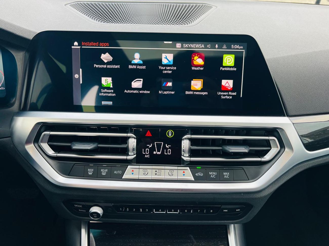 بي أم دبليو 330i Std 2.0L