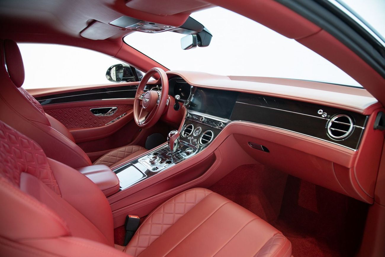 Bentley Continental GT 6.0L W12 (626 HP)