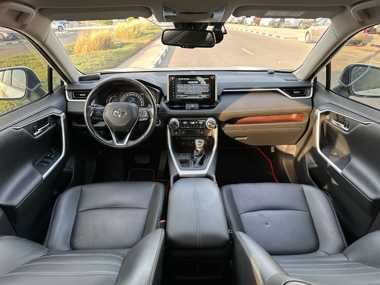 تويوتا راف ٤ premium Japan 360 camera Full Option