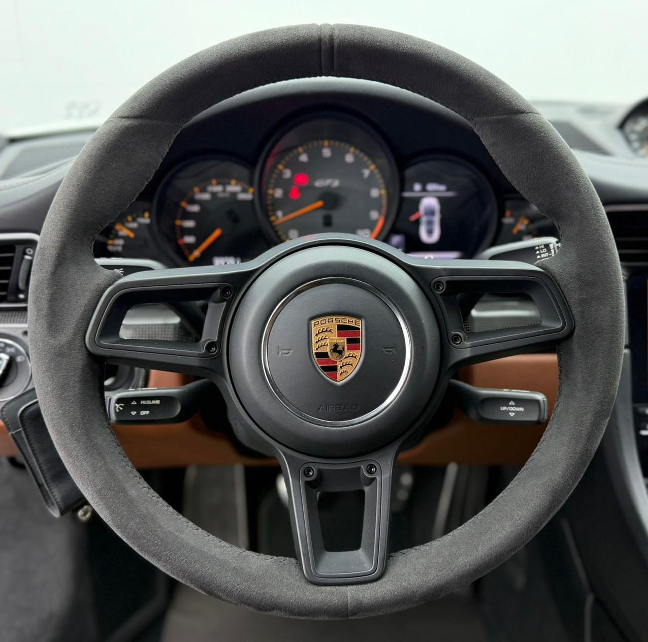 Porsche 911 GT3 3.8L (492 HP)