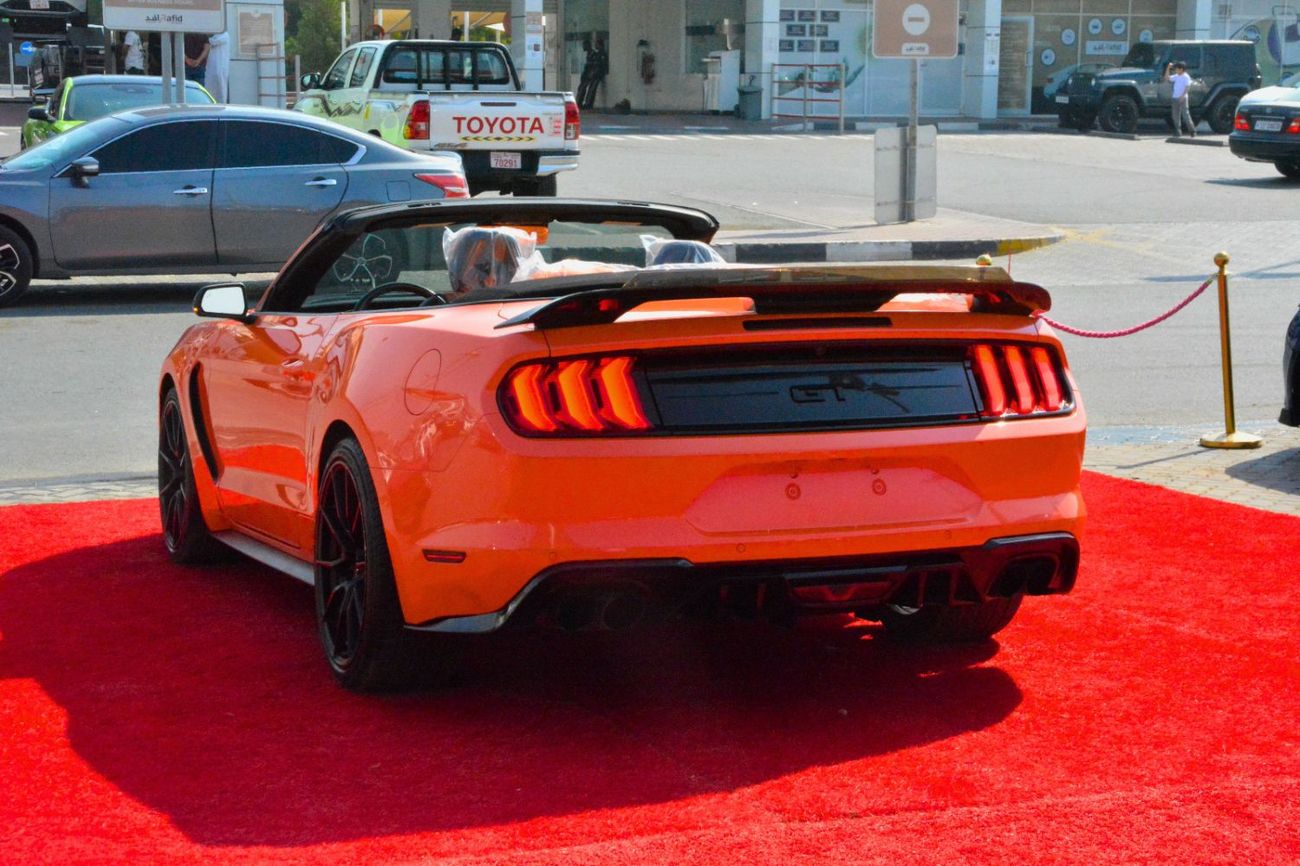 فورد موستانج GT Premium 5.0L (435 HP) Convertible A/T