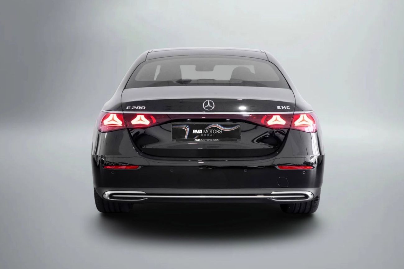 مرسيدس بنز E200 2.0L