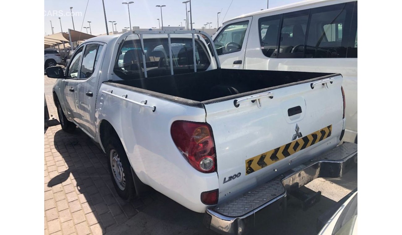 ميتسوبيشي L200 Mitsubishi L200 D/c Pick up Diesel,Model:2012.Excellent condition