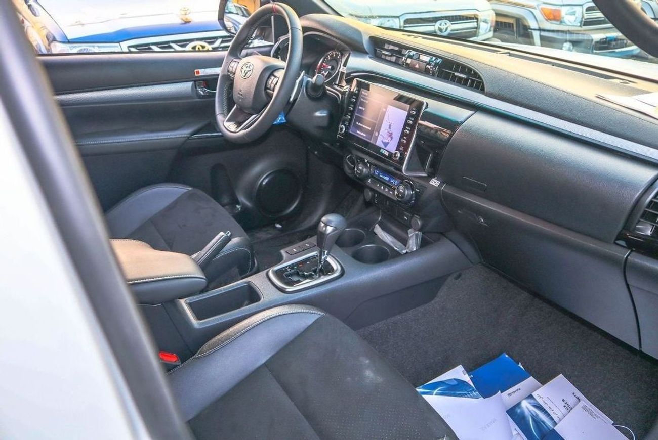 تويوتا هيلوكس toyota hilux GR diesel 2.8L 2024 model