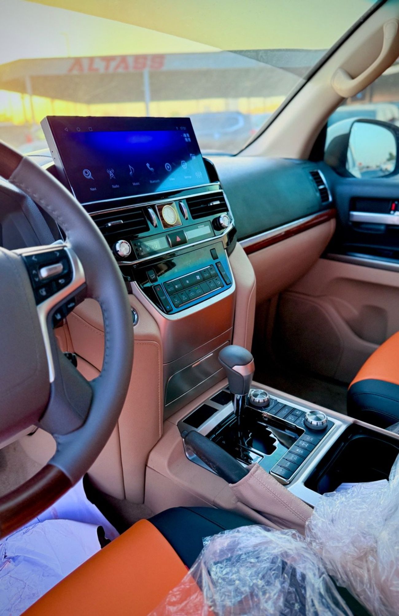 تويوتا لاند كروزر 2016 Model Facelift to 2023 Shape Exterior New Shape Design Upgraded Full Option