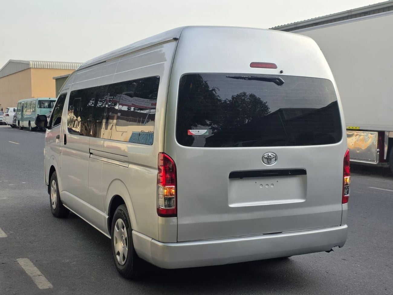 Toyota Hiace 2016 | 2.7L PETROL | AT | RHD | 14 SEATERS | GOOD CONDITION