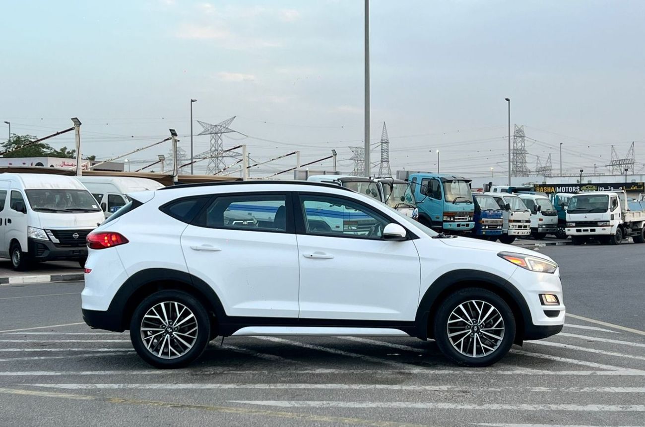 Hyundai Tucson 2019 Hyundai Tucson Full Option 2.4L V4 - AWD 4x4 - Rear Camera - Leather Seat - Panoramic Sunroof