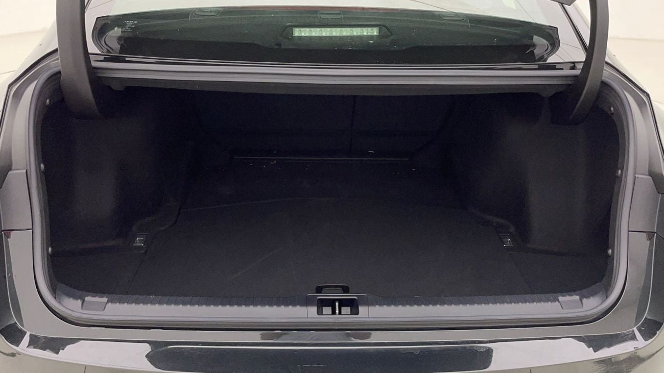 Lexus IS300 Premier 2.0L 2L 2024 | 0 DP | 2100/Month | 30 Day Return | Service History