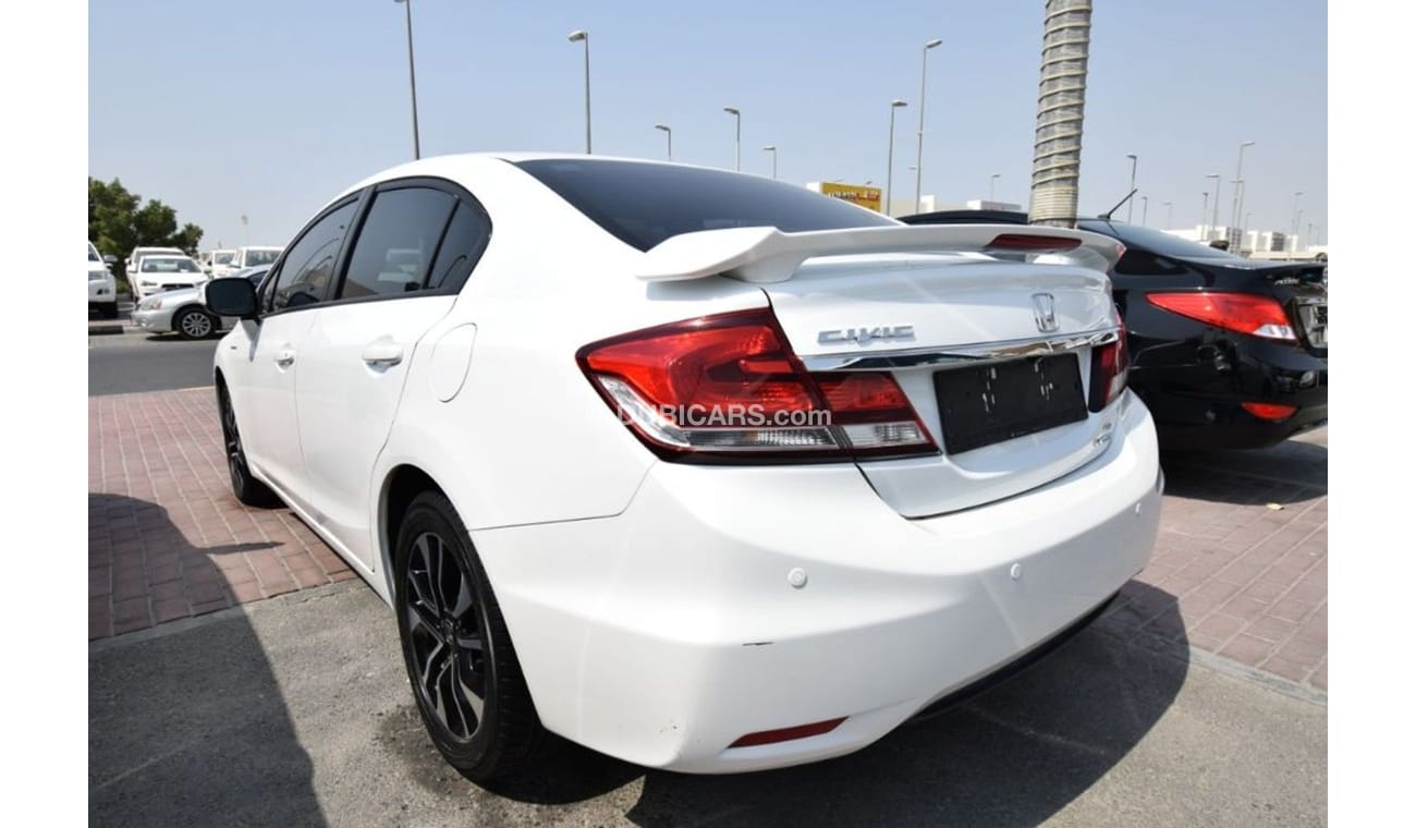 Honda Civic 2014 Gcc no paint no accidents