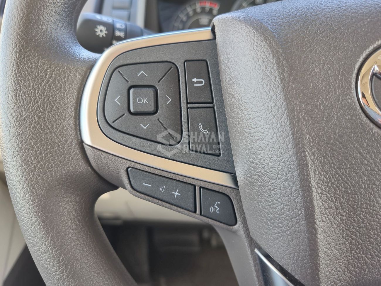 تويوتا هاياس 3.5L PETROL V6 GL AT 13-SEATS RWD 2026MY