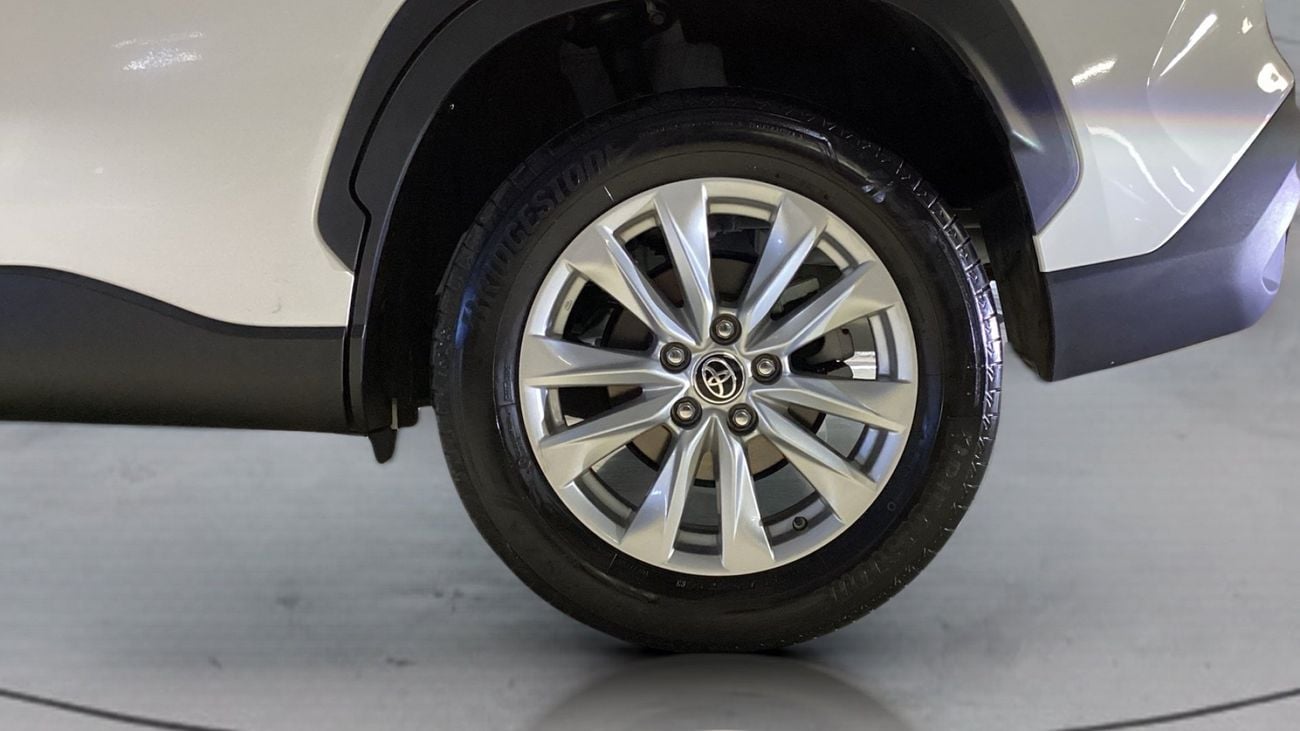 تويوتا كورولا كروس GLI | شامل الضمان | 0 ﺪﻔﻋﺓ ﺃﻮﻟﻯ