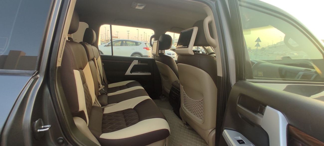 تويوتا لاند كروزر