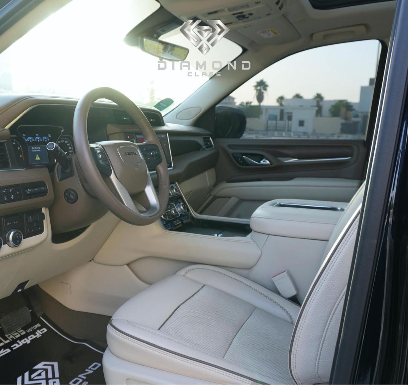 GMC Yukon Denali 6.2L (8 Seater)