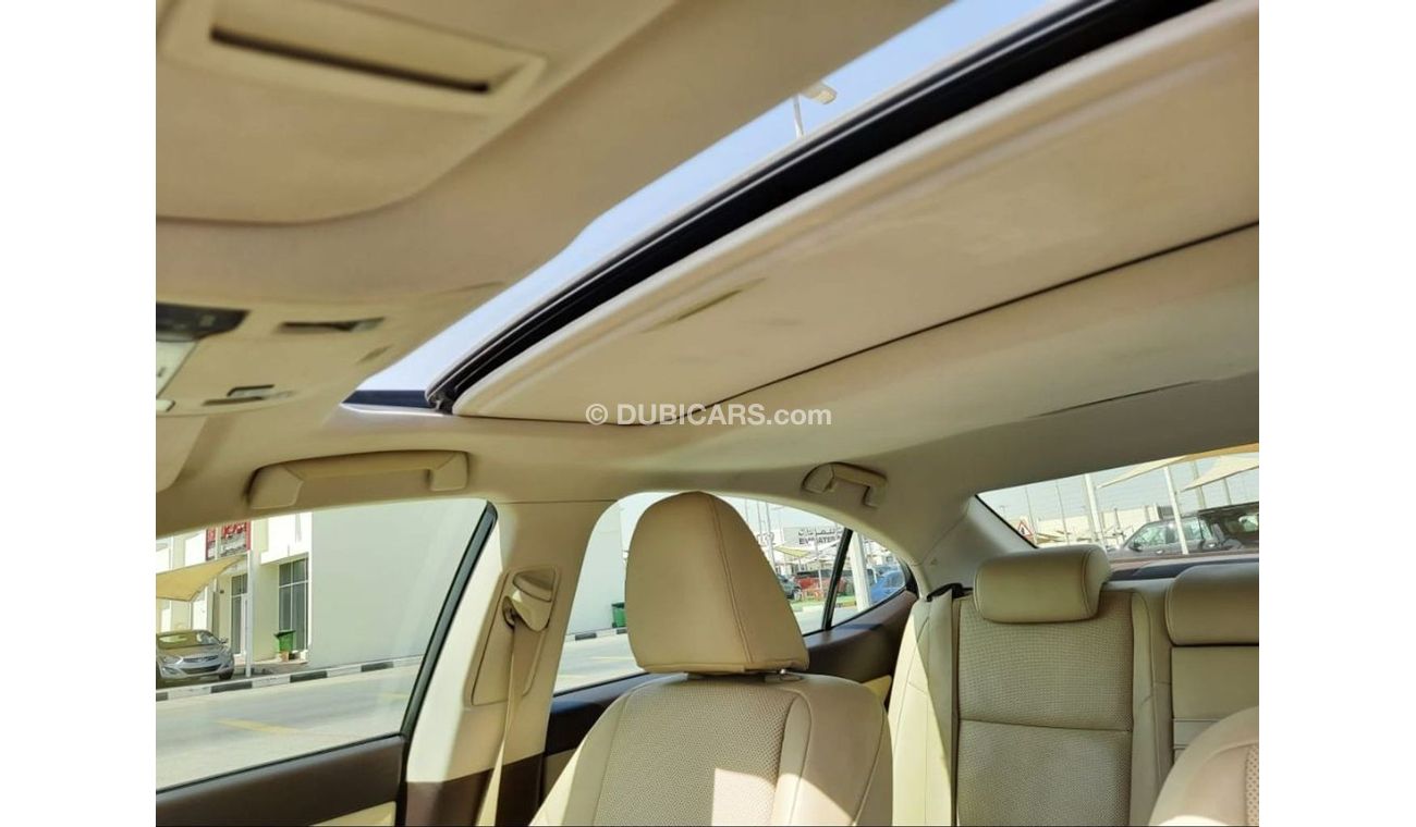 Lexus ES350 Lxsus ES 350 2017 g cc full options