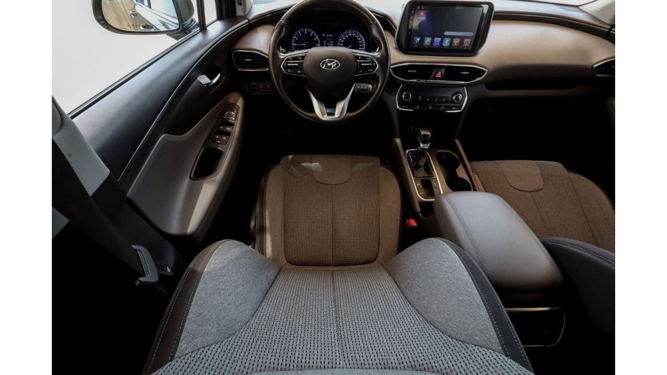 Hyundai Santa Fe GL Hyundai Santa Fe 2019 GCC under Warranty with Flexible Down-Payment/ Flood Free.