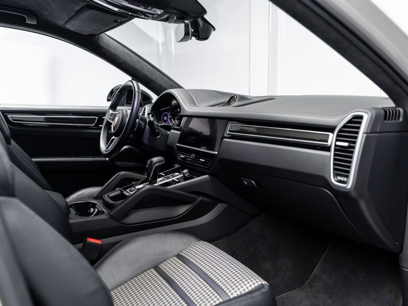 Porsche Cayenne GTS BUY NOW, PAY 2027 | THE BLACKLINE STANDARD | October 2026 Porsche Warranty, GCC
