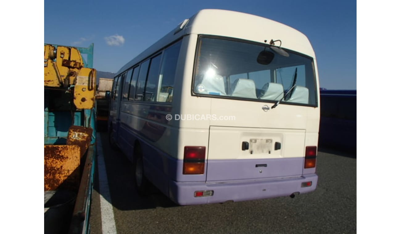 Nissan Civilian 1996