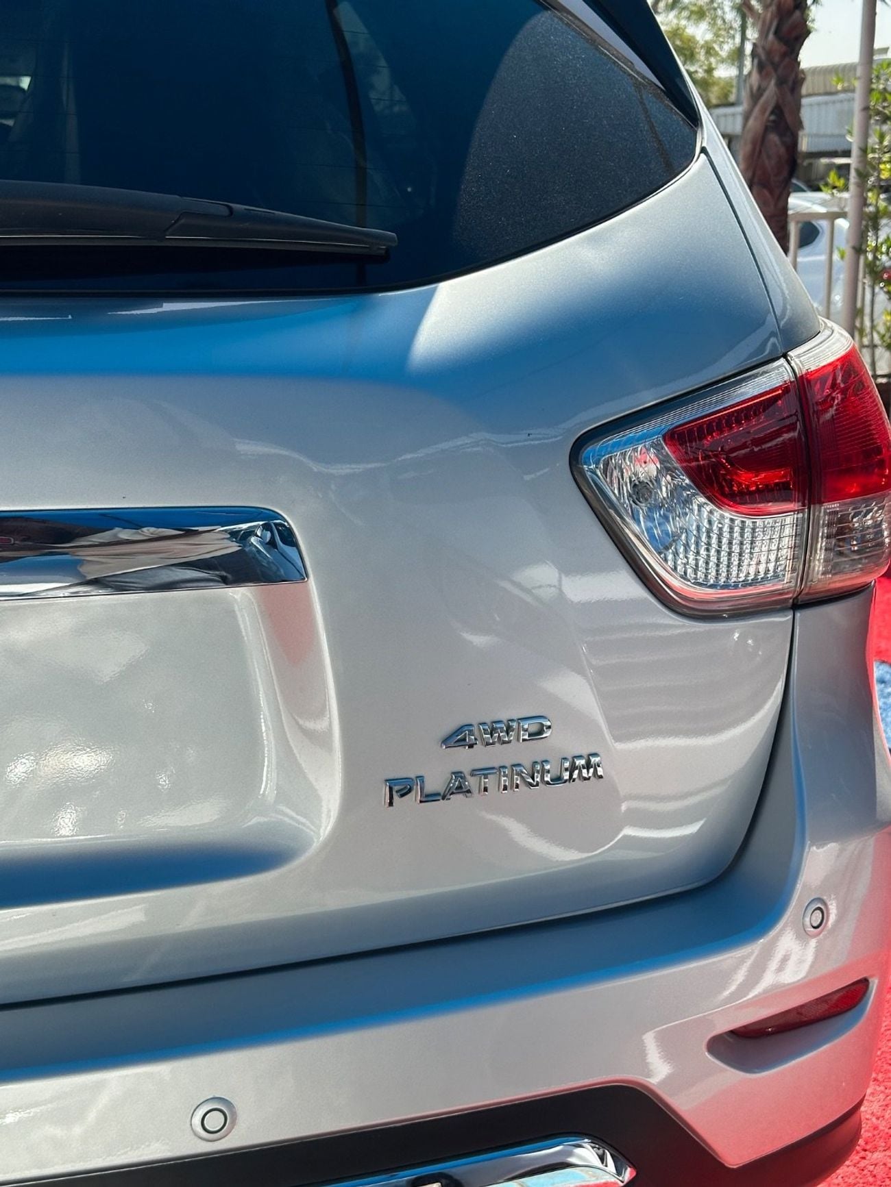 Nissan Pathfinder Platinum 3.5L