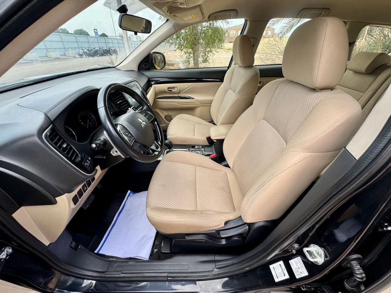 ميتسوبيشي آوتلاندر GLX High 2.4L