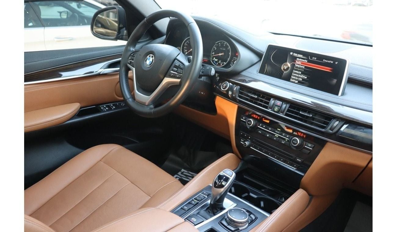 BMW X6 35i Executive 3.0L BMW X6 35i / 2016 / GCC / Free Accident/ Only 85,000KM