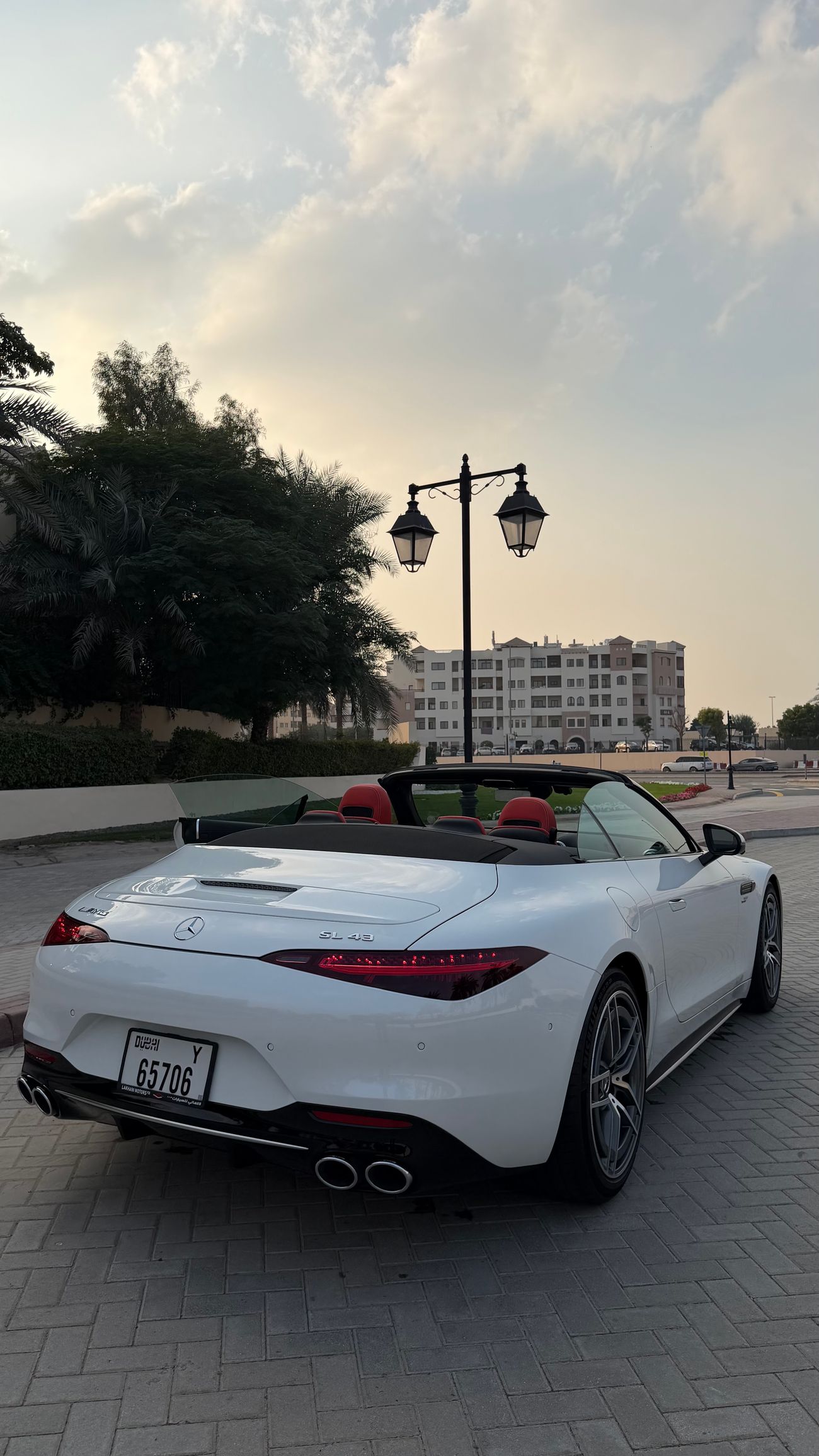 مرسيدس بنز SL 43 AMG