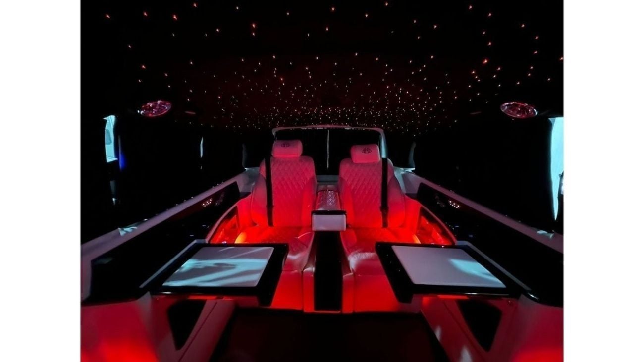 مرسيدس بنز فيانو 2023 Mercedes Benz V250 Maybach, Mar 2025 AAA Warranty, Mar 2027 GTA Service Pack, Full Options, GCC