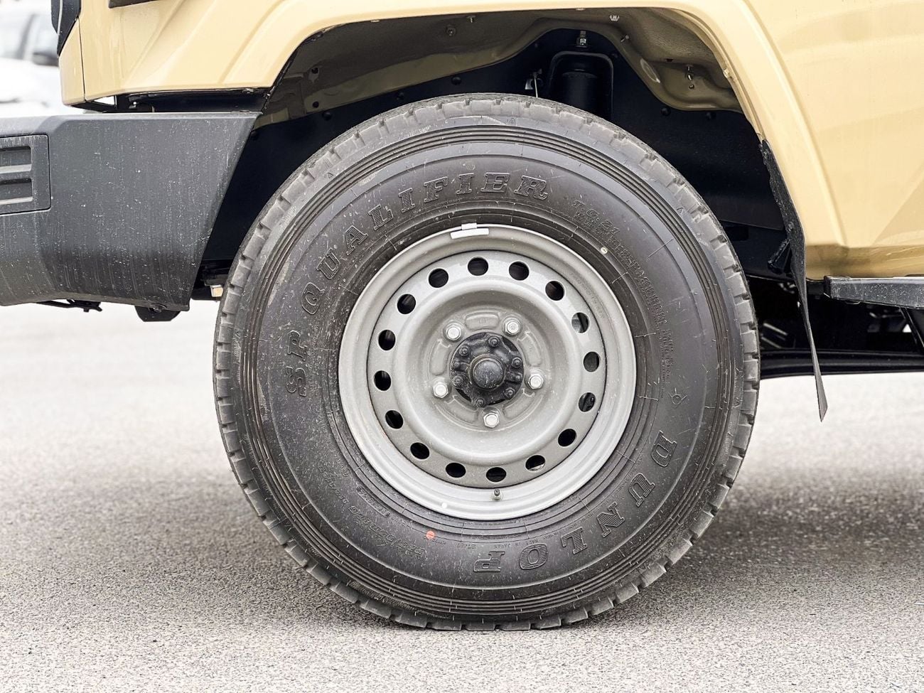 تويوتا لاند كروزر بيك آب EXPORT ONLY - LC79 DC STD 4.0L PETROL AT