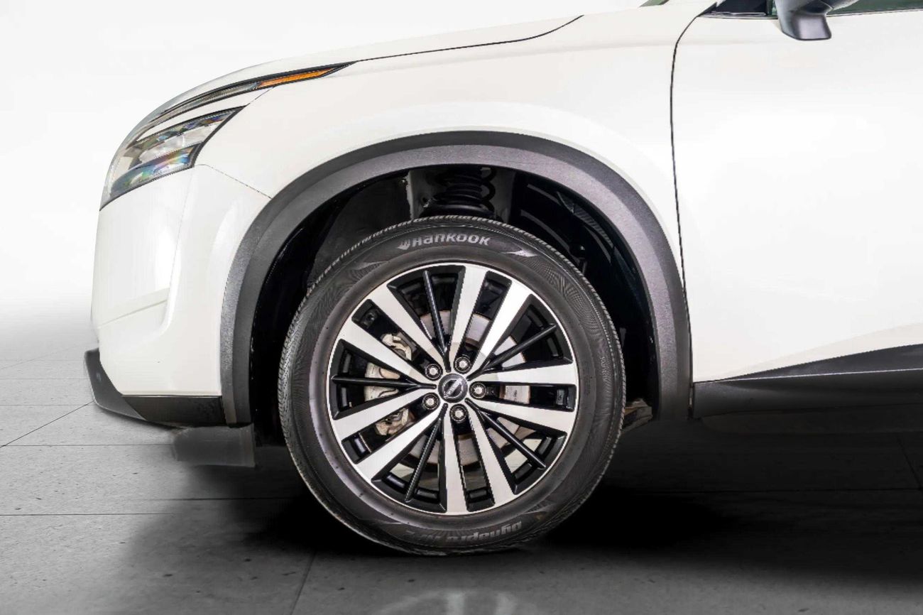 Nissan Pathfinder SV 3.5