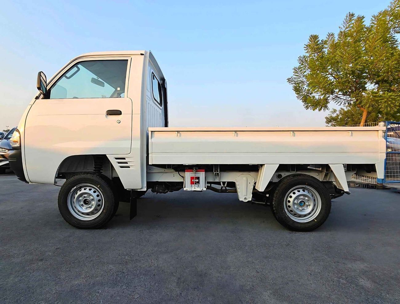 Suzuki Carry 1.2L V4 | SINGLE/CAB | M/T | 2 STR (FOR EXPORT ONLY)