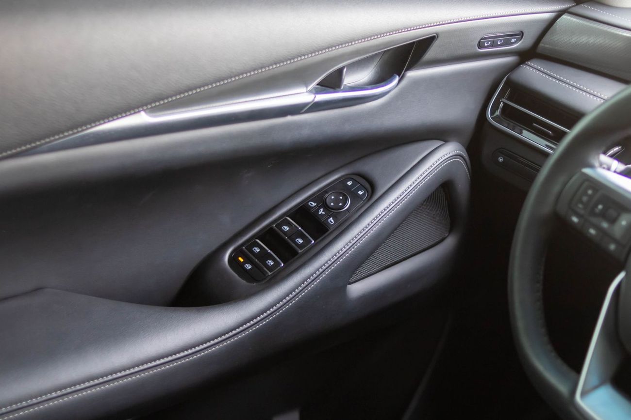 إنفينيتي QX60 Luxe 3.5L