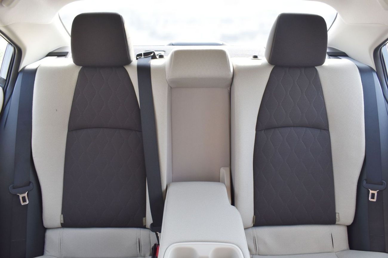 Toyota Corolla XLI Hybrid 1.8L FULL OPTION WITH SUNROOF