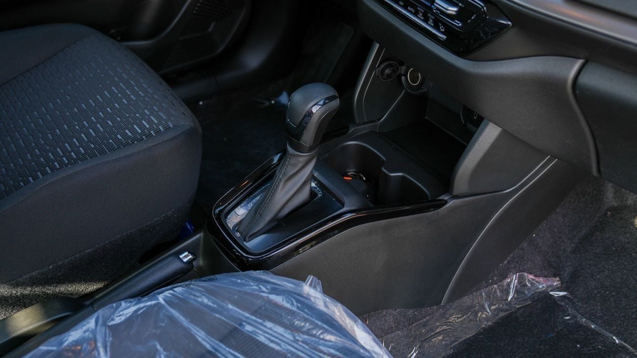سوزوكي سويفت جديد كليًا 2026 Suzuki Swift GLX (N-SWI12-P-26) 1.2L 3-Cylinder Hatchback African Specs – للتصدير فق