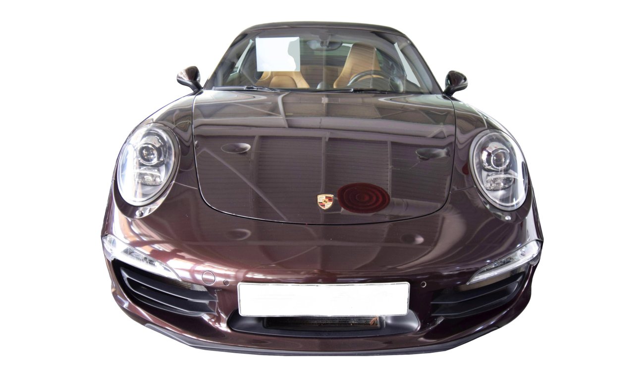 Porsche 911 Targa 4S 3.8L 2015 Model with GCC Specs