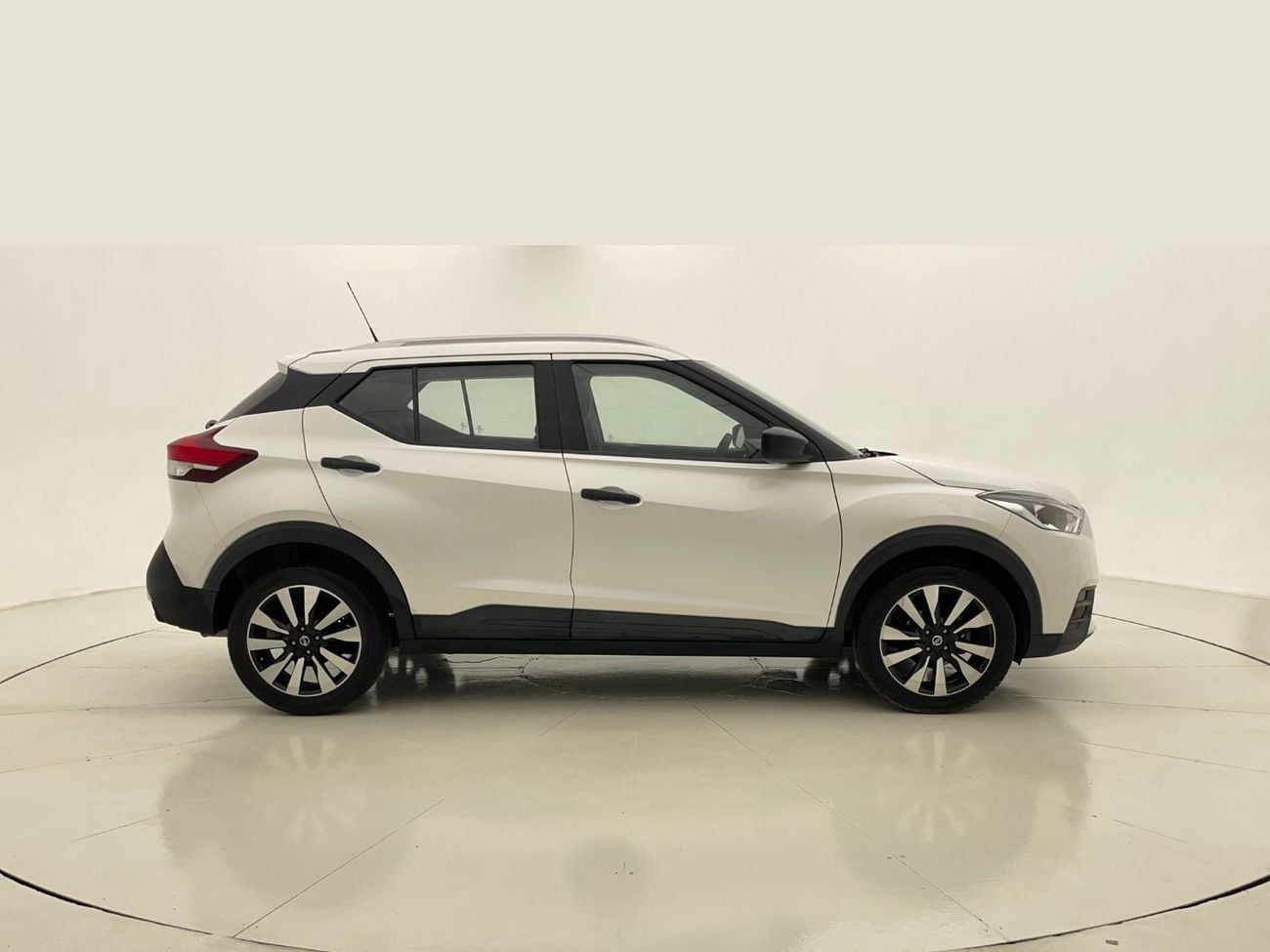 Nissan Kicks 1.6L 2018 | 0 DP | 538/Month | 30 Day Return | Service History
