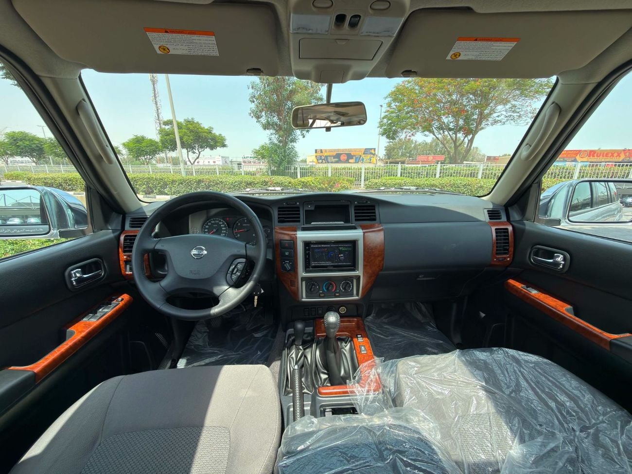 Nissan Patrol SUPER SAFARI HT **2024**GCC SPEC NEAT AND CLEAN