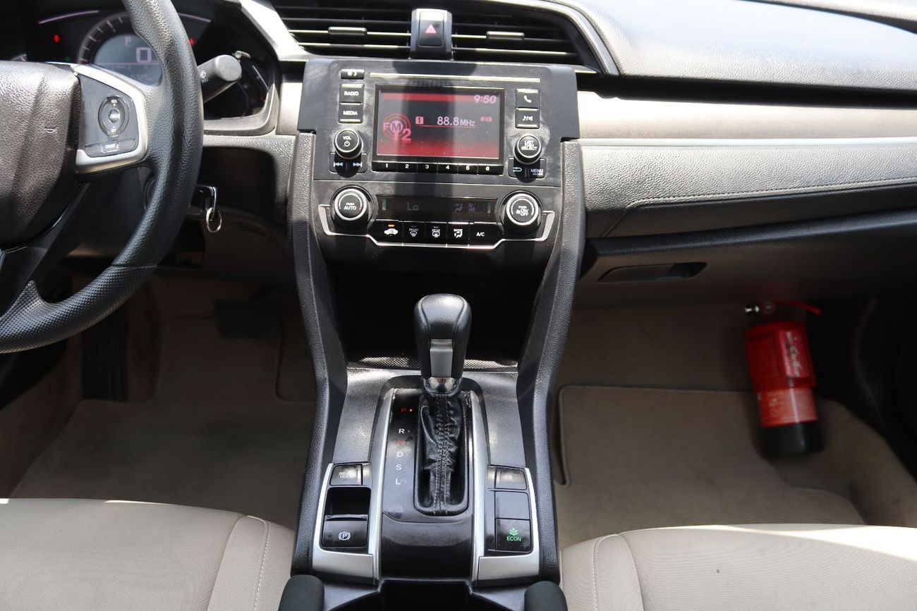 هوندا سيفيك هوندا سيفيك 2020 سياره خلجيه  بحالة ممتازه صبغ وكاله بدون حوادث  ممشى  KM115.000 بسعر 48000 درهم