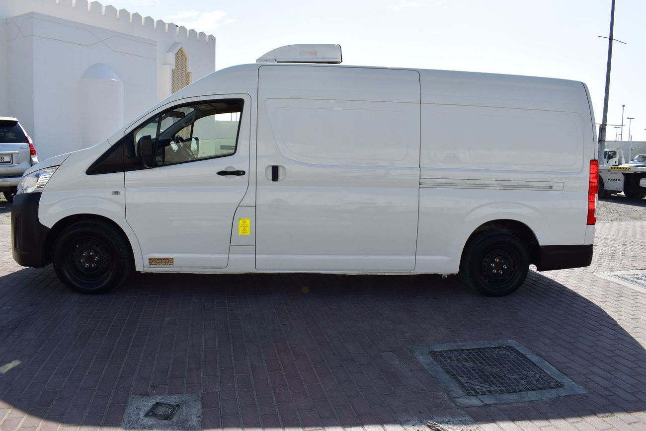 Toyota Hiace GLS - High Roof 3.5L Toyota Hiace Highroof Chiller 3.5L, model:2019. Excellent condition