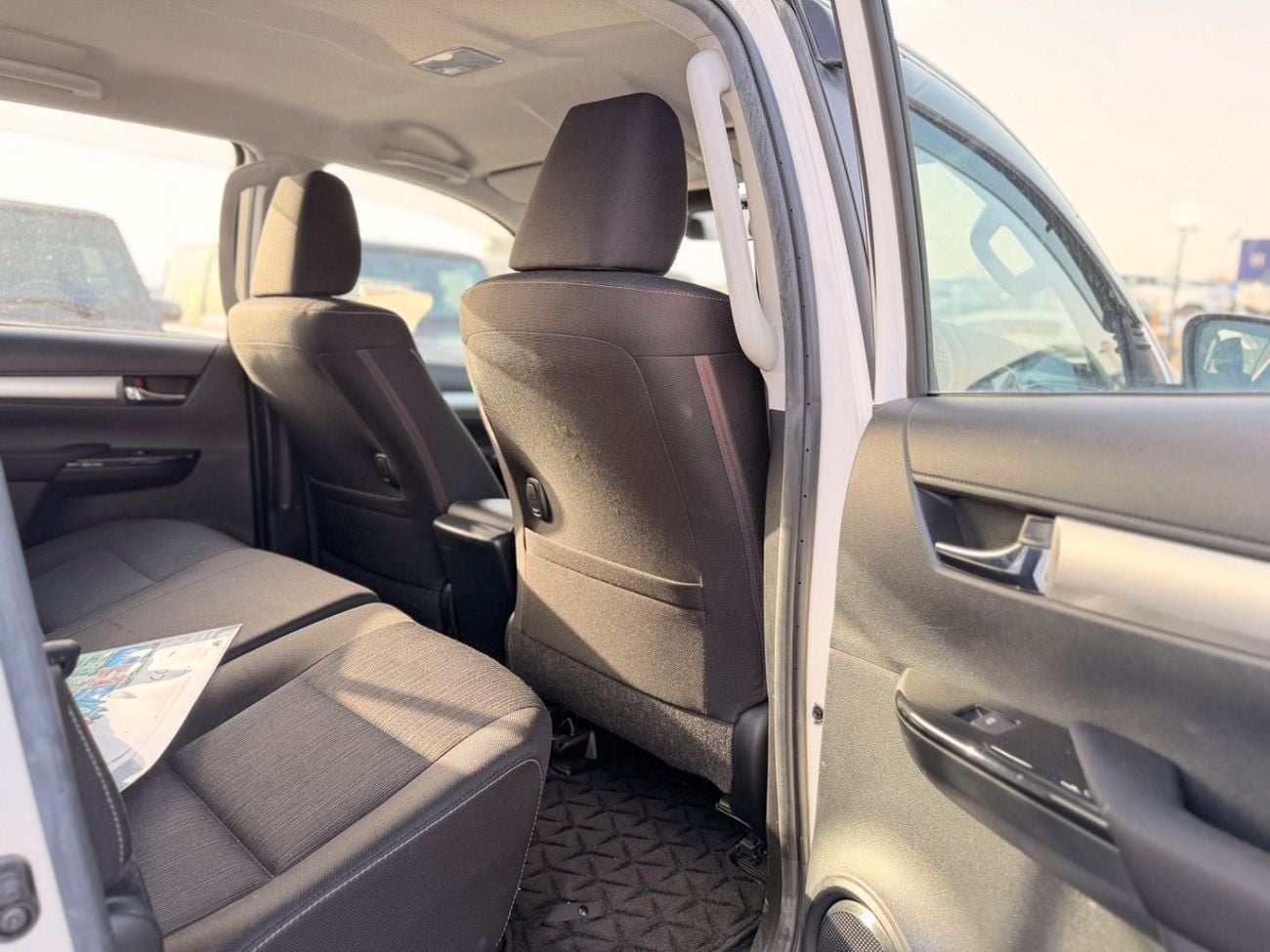 تويوتا هيلوكس SGLX S GLX 2.4L 4WD A/T