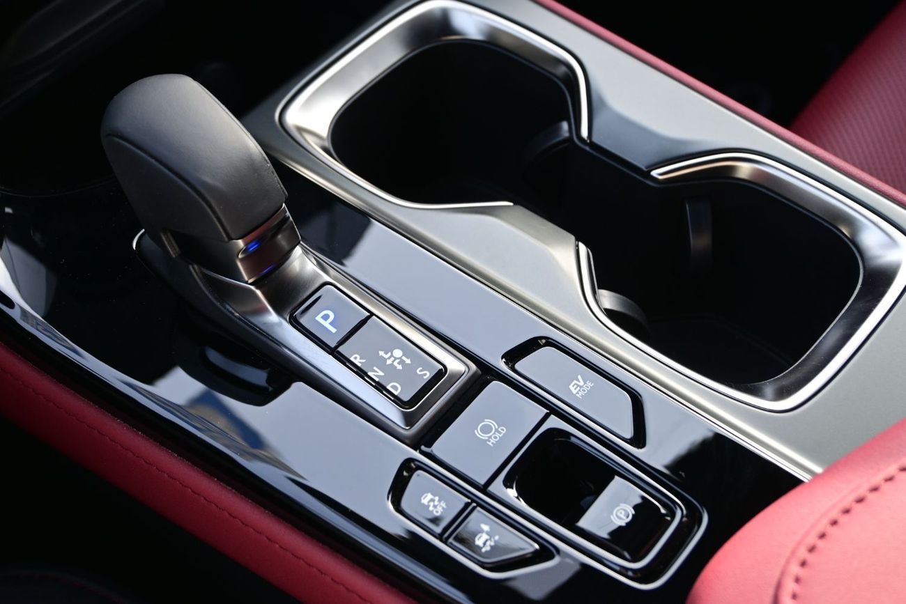 Lexus NX350h Std 2.5L Lexus NX350h 2.5L Hybrid Petrol AWD