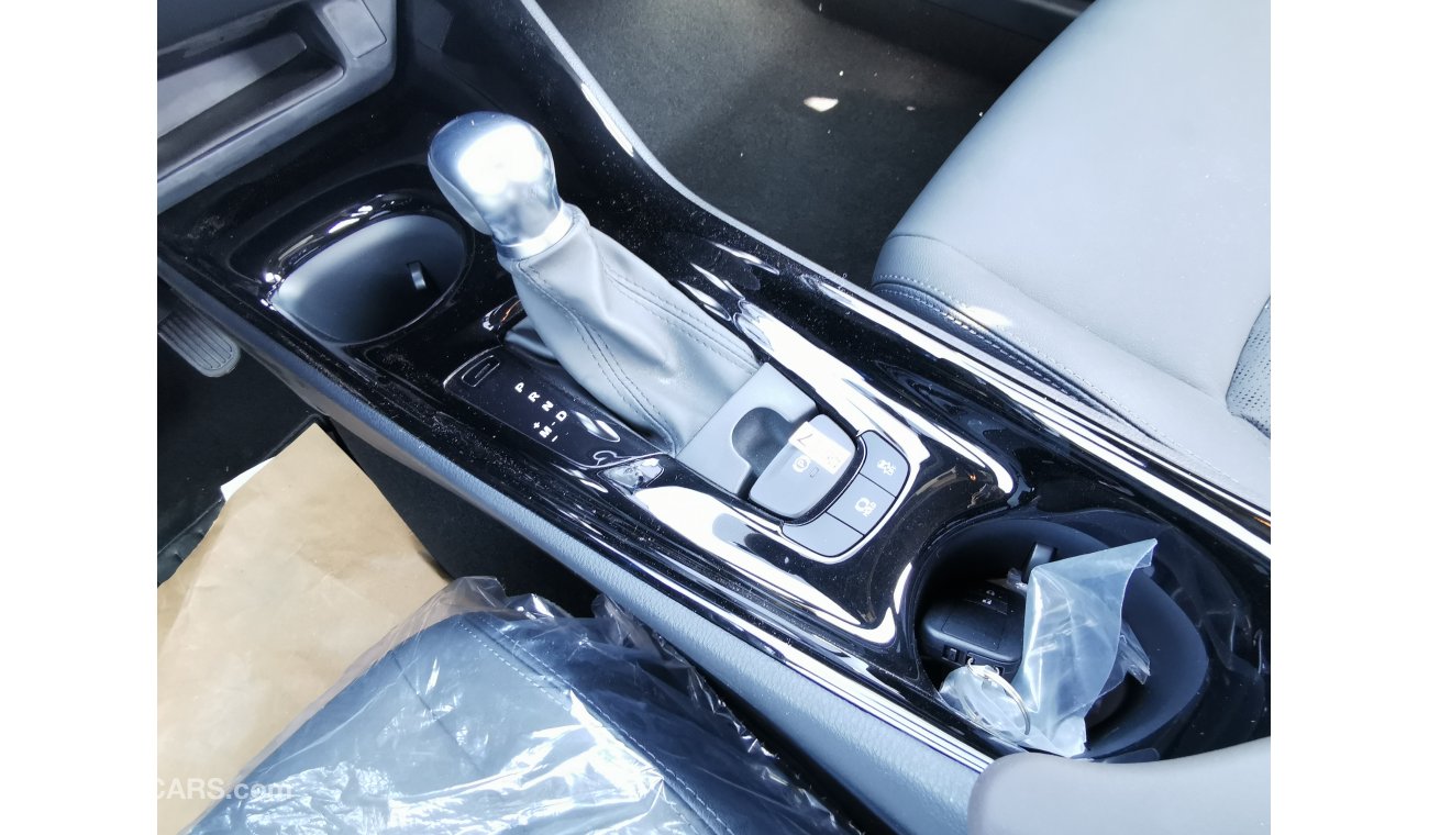 تويوتا CHR 1.2L Petrol, 17" Alloy Rims, Push Start, LED Head Lights, Fog Lamp, Power Window, CODE - TCHRG20