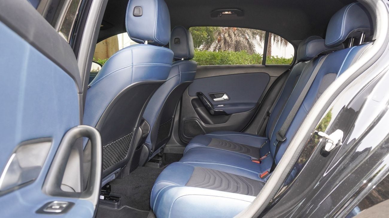 مرسيدس بنز A 220 KOREAN SPECS 2020!! NO PAINT!! NO ACCIDENT! IMMACULATE CONDITION