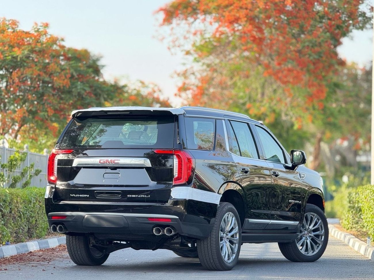 GMC Yukon 6.2 V8 Denali (AWD)