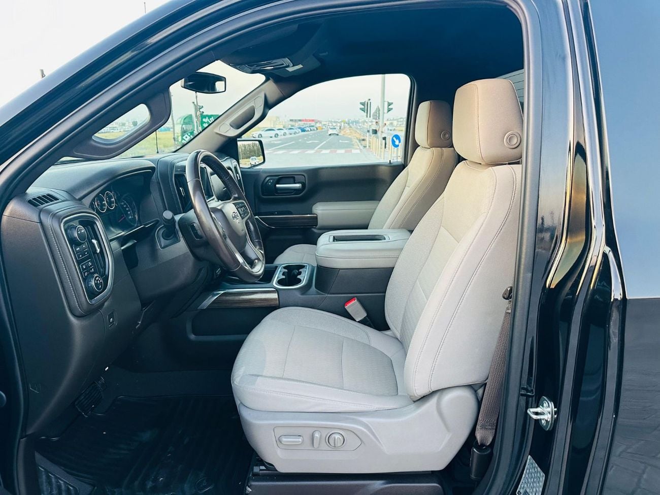 شيفروليه سيلفارادو 5.3 V8 LT