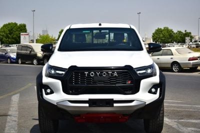 تويوتا هيلوكس GR Sport 4.0L